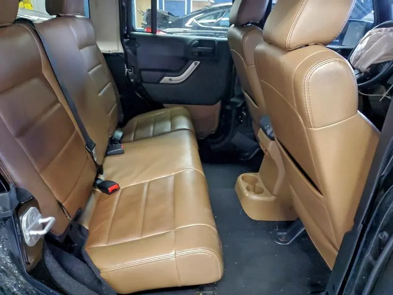 2011 JEEP WRANGLER UNLIMITED SAHARA  