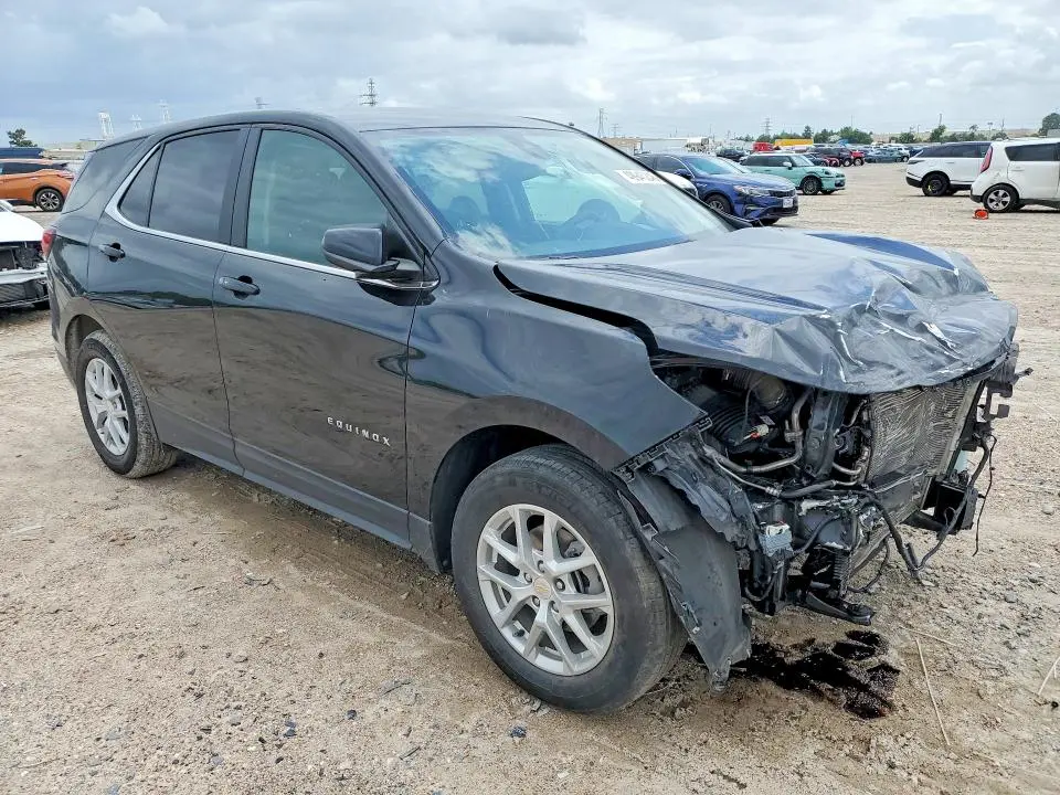 2024 CHEVROLET EQUINOX LT  