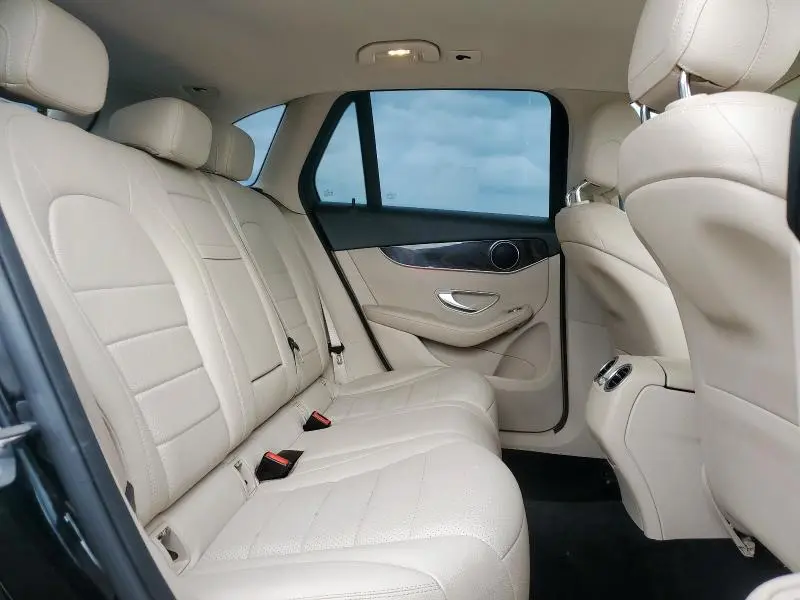 2020 MERCEDES-BENZ GLC 300  