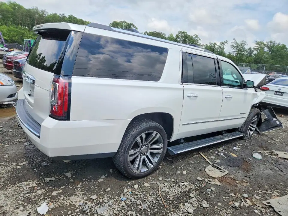 2017 GMC YUKON XL DENALI  