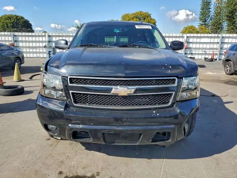 2011 CHEVROLET SUBURBAN K1500 LT  
