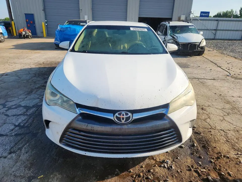 2015 TOYOTA CAMRY LE  