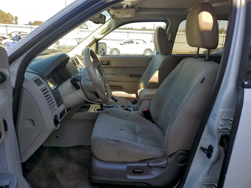 2011 FORD ESCAPE XLT  