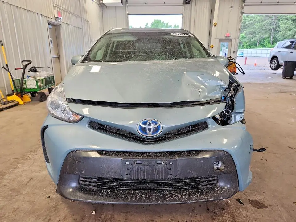 2016 TOYOTA PRIUS V TWO  