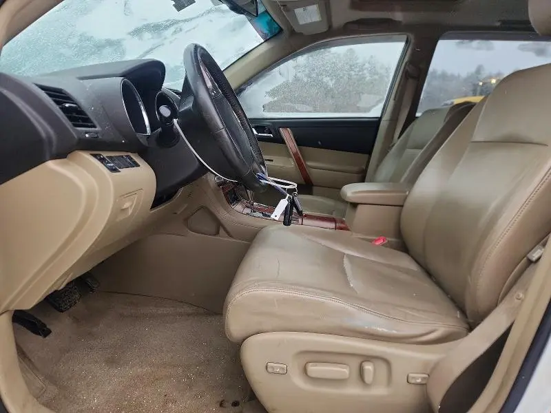 2010 TOYOTA HIGHLANDER LIMITED  