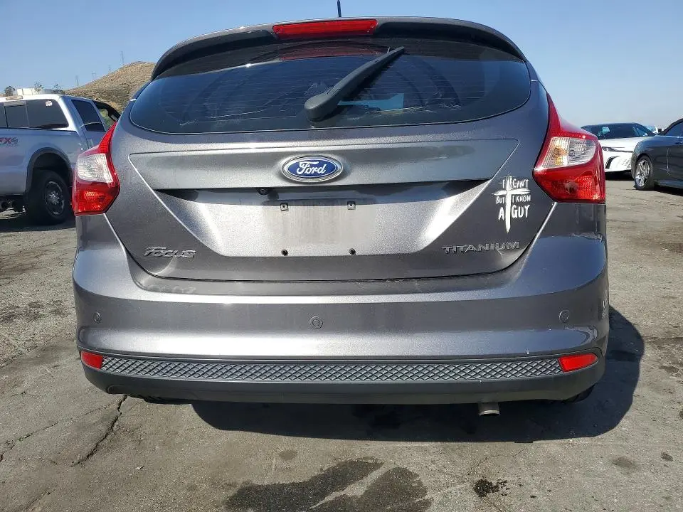 2014 FORD FOCUS TITANIUM  