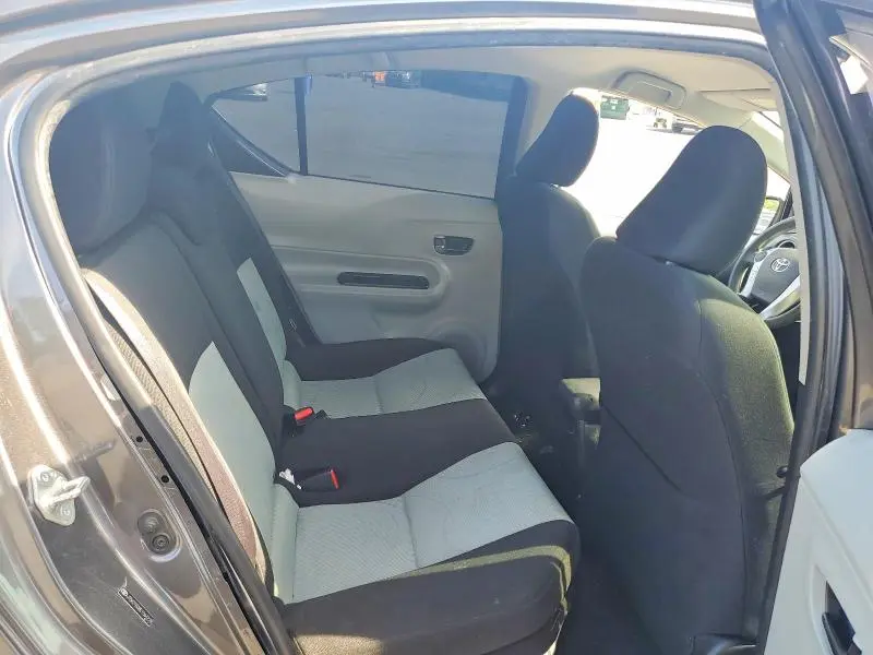 2014 TOYOTA PRIUS C THREE  