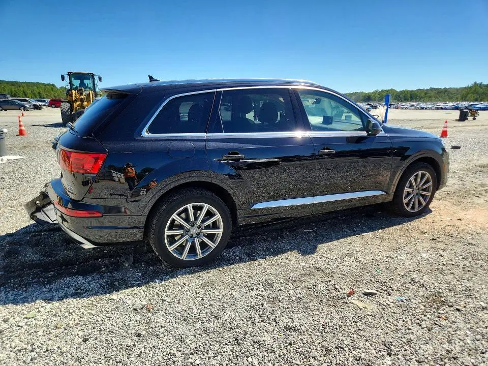 2017 AUDI Q7 PRESTIGE  