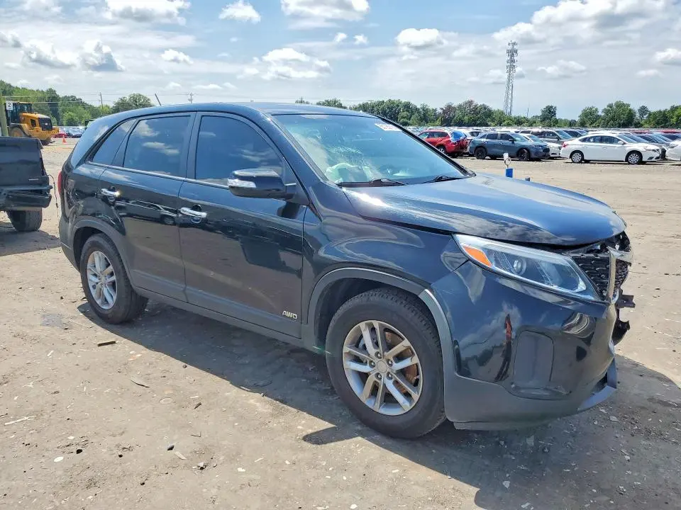 2015 KIA SORENTO LX  