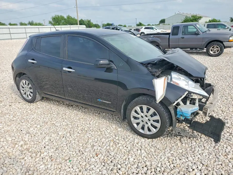 2017 NISSAN LEAF S  