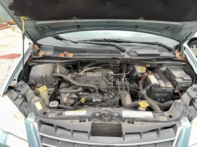 2010 CHRYSLER TOWN & COUNTRY TOURING  