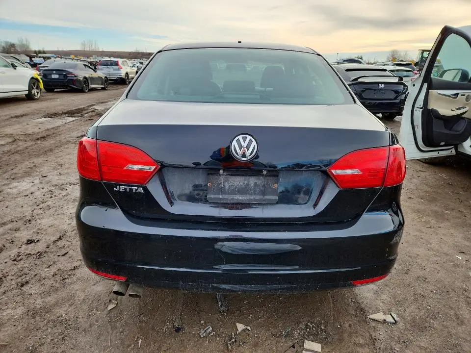 2014 VOLKSWAGEN JETTA SE  