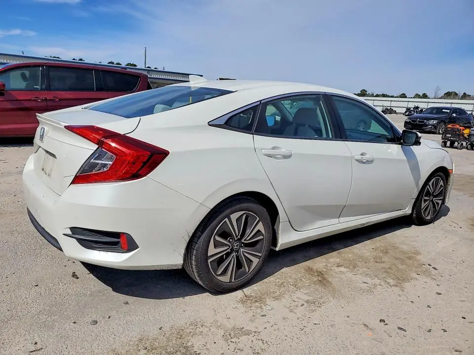 2017 HONDA CIVIC EX  