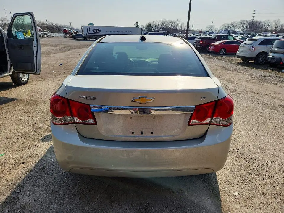 2015 CHEVROLET CRUZE LT  