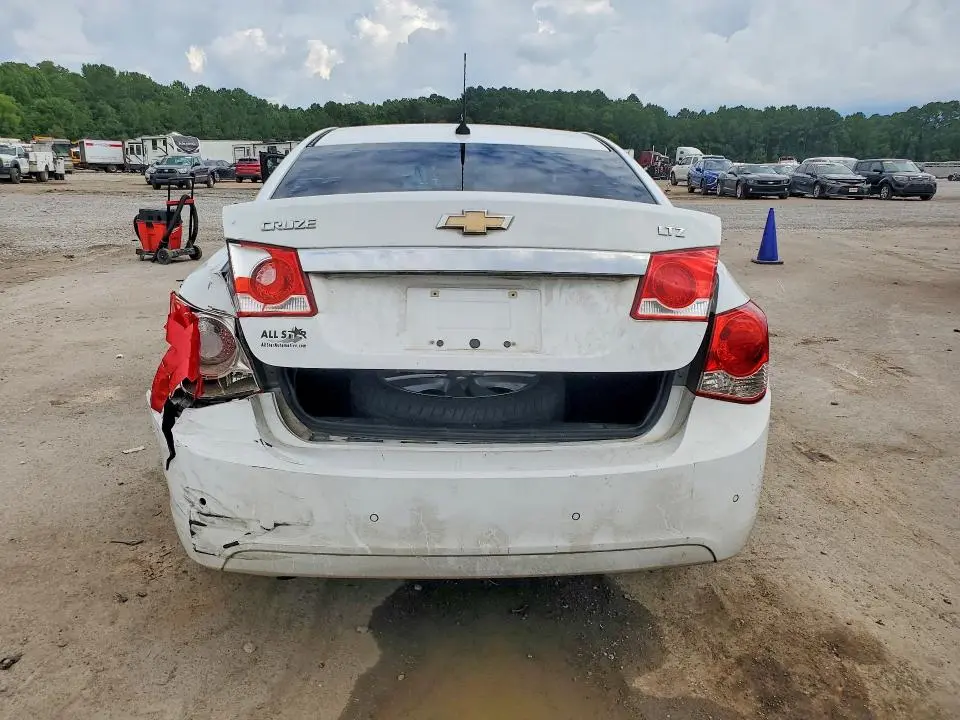 2011 CHEVROLET CRUZE LTZ  