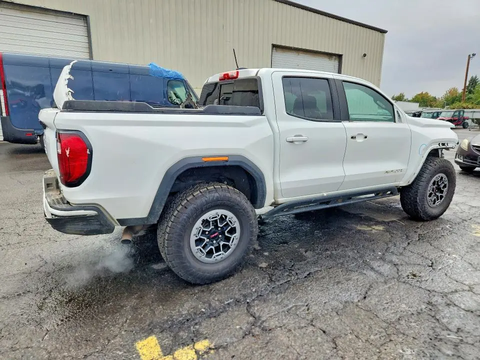 2023 GMC CANYON AT4X  