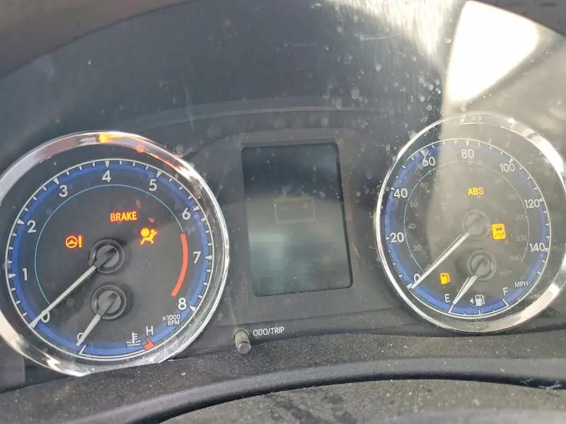 2018 TOYOTA COROLLA LE  