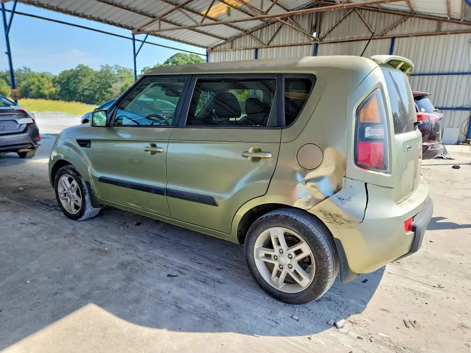 2011 KIA SOUL +  