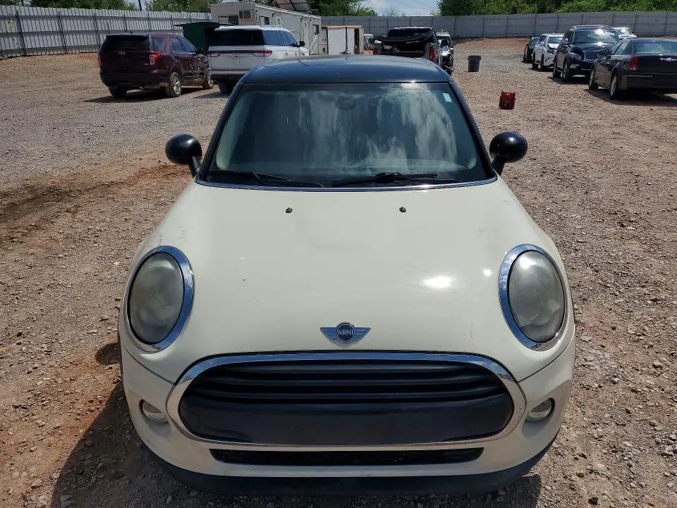 2016 MINI COOPER   
