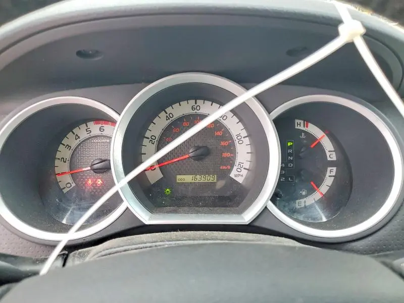 2013 TOYOTA TACOMA V6  