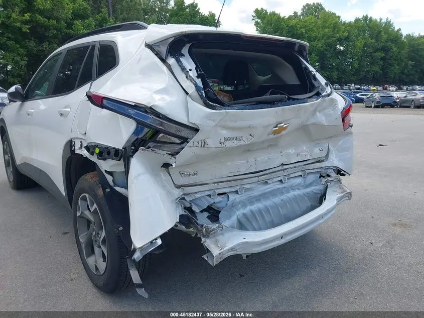 2024 CHEVROLET TRAX FWD LT
