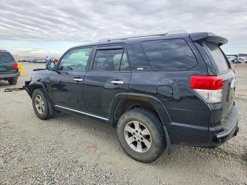 2011 TOYOTA 4RUNNER SR5  