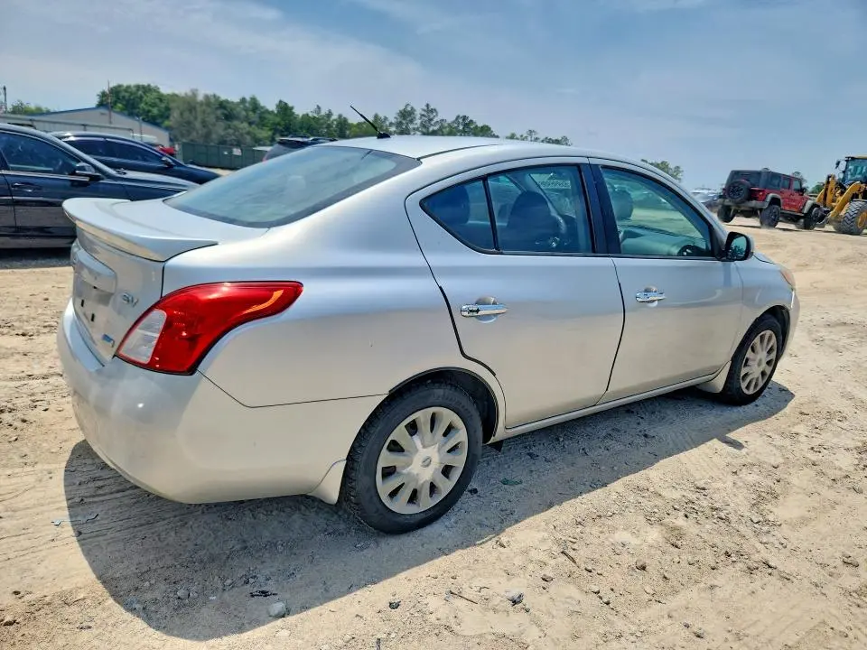 2013 NISSAN VERSA 1.6 S  