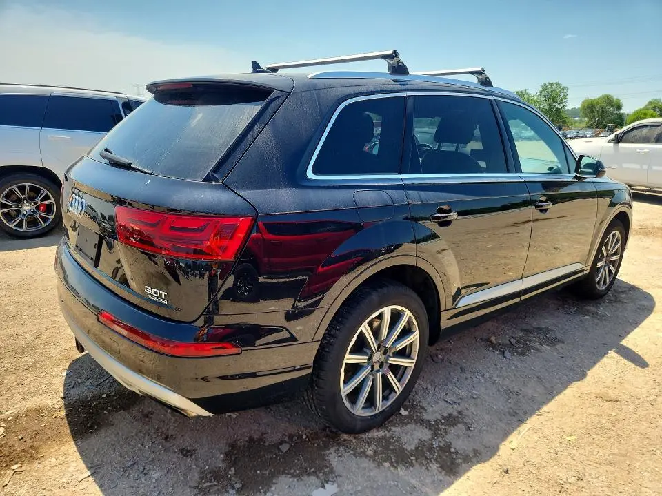 2017 AUDI Q7 PRESTIGE  