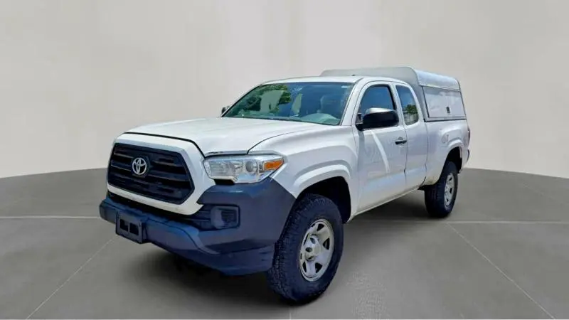 2016 TOYOTA TACOMA SR  