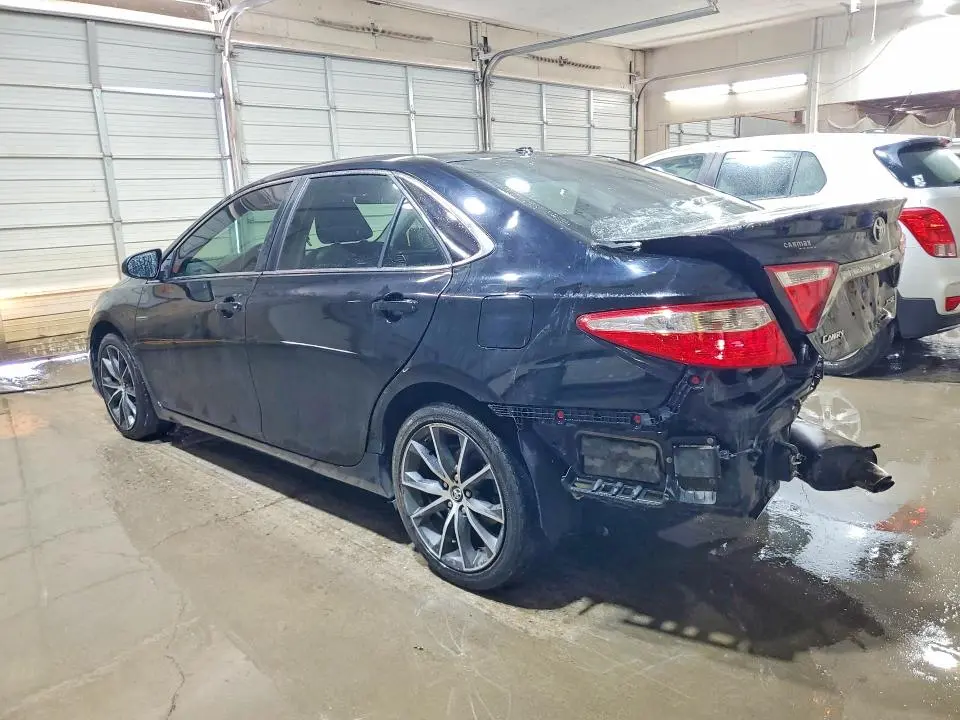2015 TOYOTA CAMRY XSE  