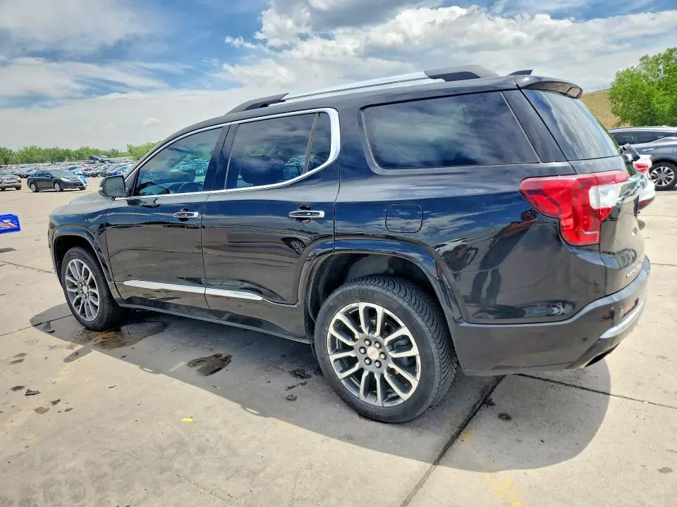 2022 GMC ACADIA DENALI  