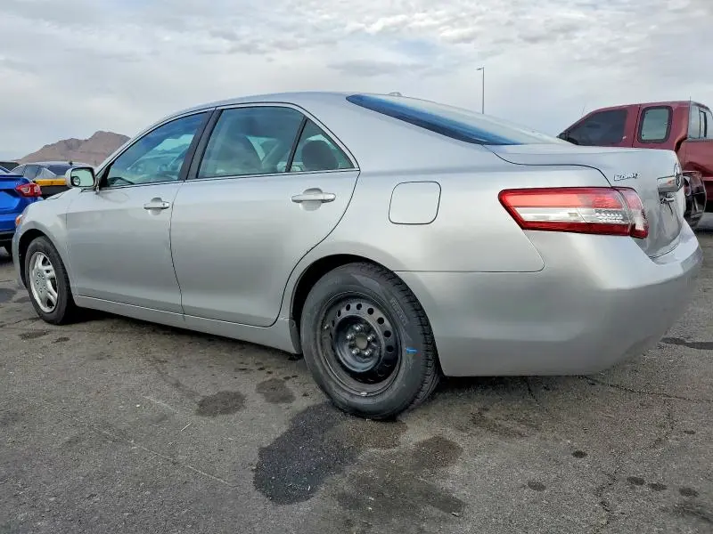 2010 TOYOTA CAMRY BASE  