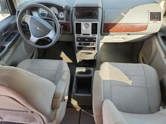 2010 CHRYSLER TOWN & COUNTRY LX  