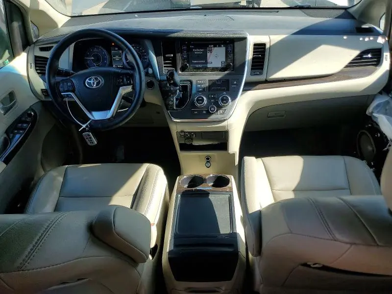 2016 TOYOTA SIENNA XLE 8-PASSENGER  