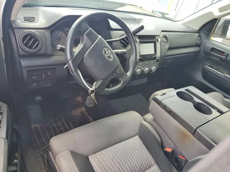 2017 TOYOTA TUNDRA SR  