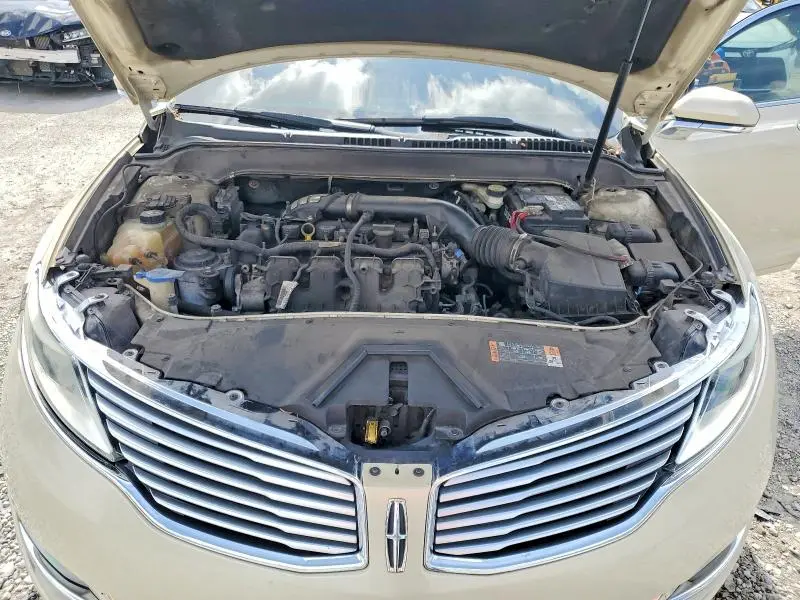 2014 LINCOLN MKZ   