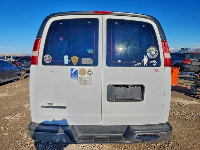 2017 CHEVROLET EXPRESS G3500 LT  