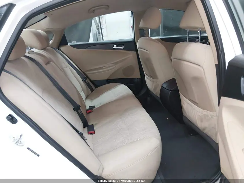 2012 HYUNDAI SONATA GLS