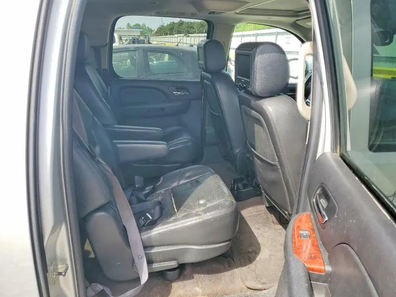 2011 GMC YUKON XL C1500 SLT  