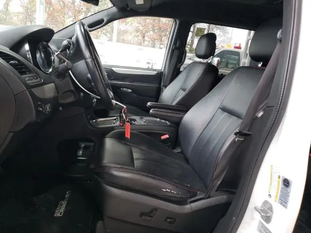 2017 DODGE GRAND CARAVAN GT  