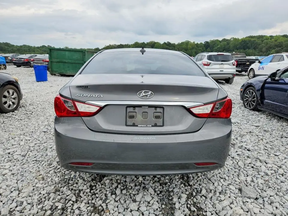 2012 HYUNDAI SONATA GLS  