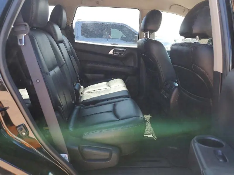 2014 NISSAN PATHFINDER S  