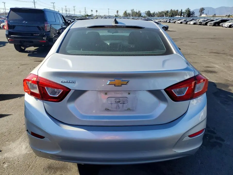 2019 CHEVROLET CRUZE LS  