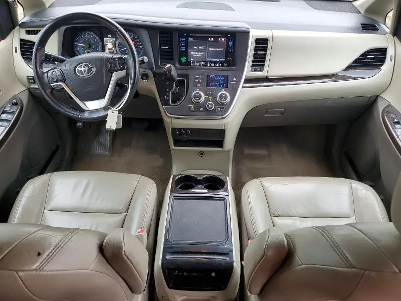 2017 TOYOTA SIENNA XLE 8-PASSENGER  