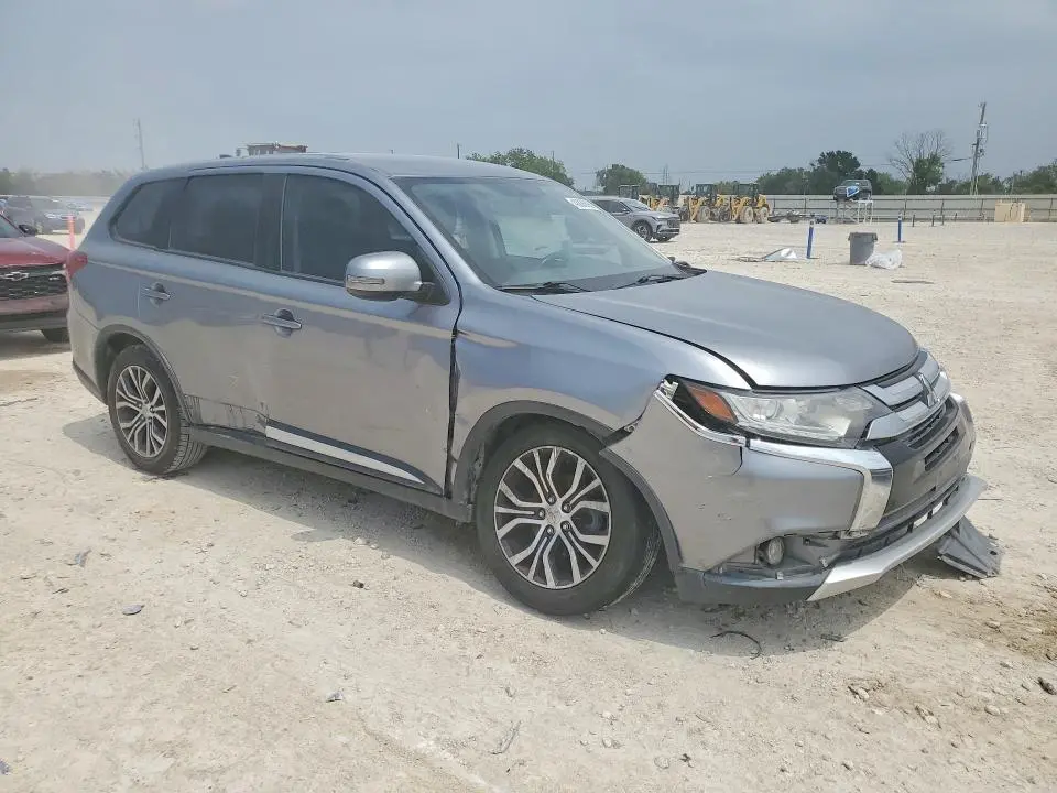2017 MITSUBISHI OUTLANDER SE  