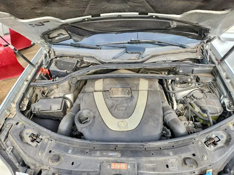 2010 MERCEDES-BENZ GL 550 4MATIC  