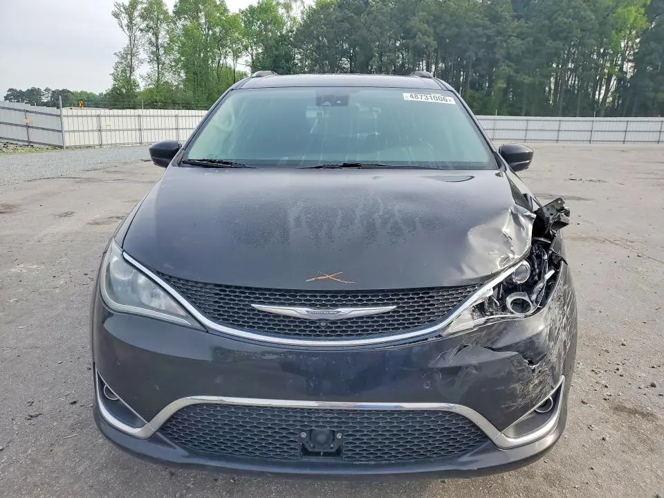 2017 CHRYSLER PACIFICA TOURING L PLUS  