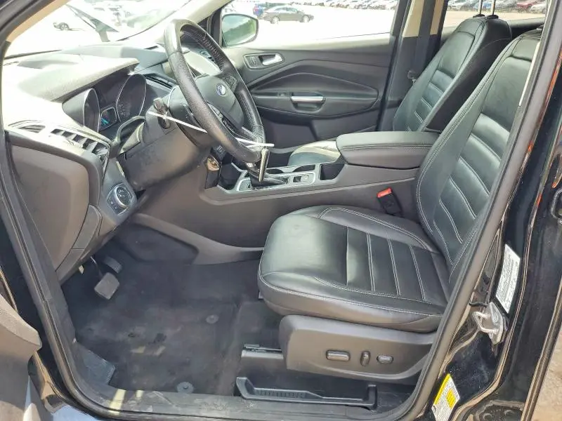 2017 FORD ESCAPE TITANIUM  