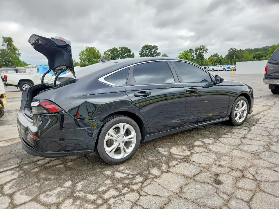 2025 HONDA ACCORD LX  