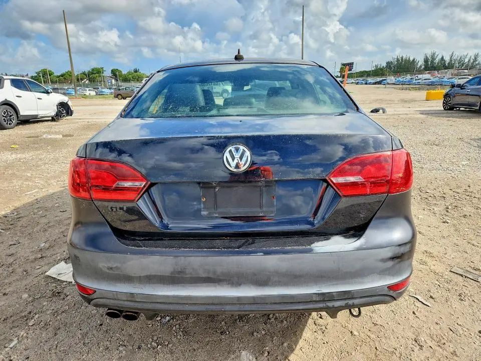 2013 VOLKSWAGEN JETTA GLI  